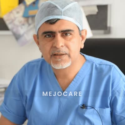 الدكتور ديباك سيرين، جراح أورام الرأس والرقبة