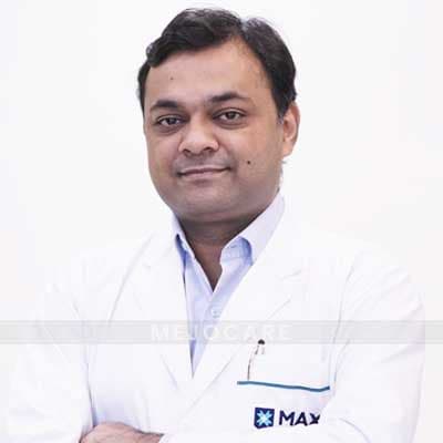 Dr Vivek Garg, ophtalmologue