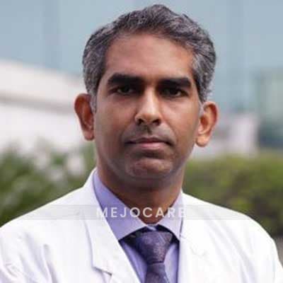 Doktor Nikhil Agraval gi jarroh va onkolog