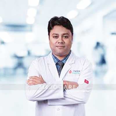 Dr Davinder Kundra