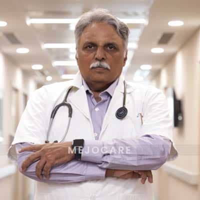 الدكتور أشوك راجبوت