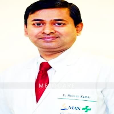 Doktor Mukesh Kumar nevrolog