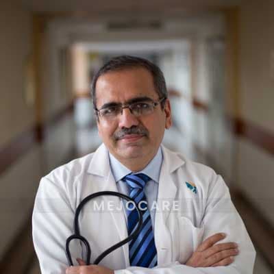 dr yogesh batra gastroenterologist