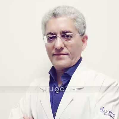 الدكتور ساتيا كارنا طبيب عيون