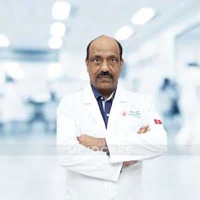 Dr Bipin Dubey, cardiologue interventionnel, plus de 40 ans d'expérience
