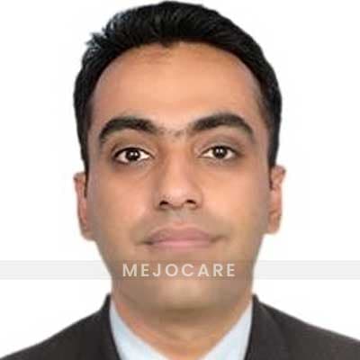 Dr. Vineet Narang
