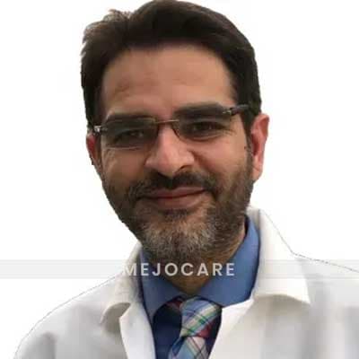 Dr. Ashish Sabharwal, urologista