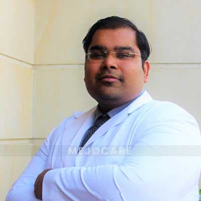 الدكتور فيجايانت جوفيندا جوبتا طبيب المسالك البولية