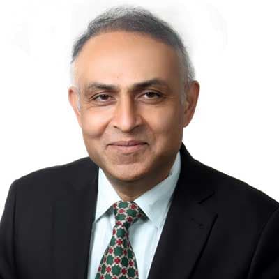 Polkovnik doktor Monik Mehta  