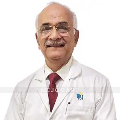 Doktor Dipak Arora