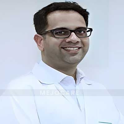 الدكتور هيتيش دوار