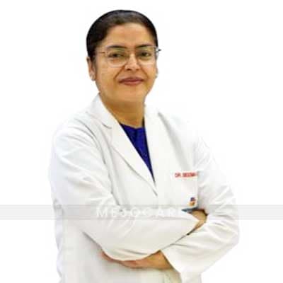 الدكتورة سيما مانوجا أخصائية أمراض النساء والتوليد