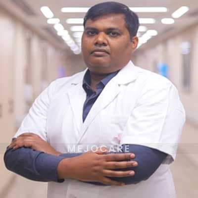 доктор Виджай Верма, оториноларинголог