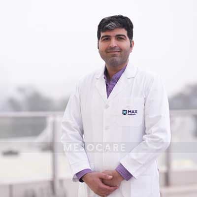 الدكتور فارون جوجيا