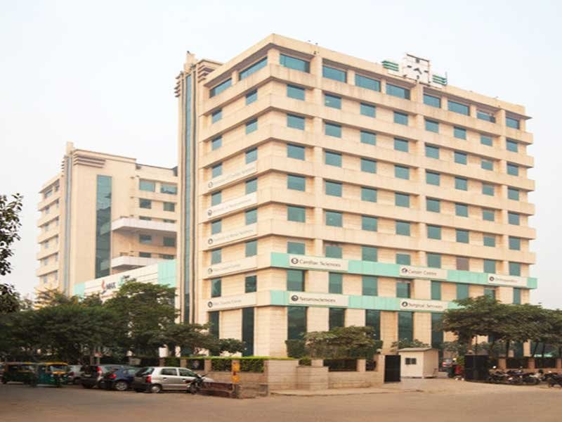 max super speciality hospital patparganj new delhi